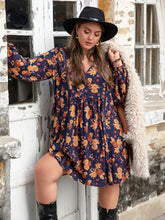 Load image into Gallery viewer, Plus Size Floral V-Neck Balloon Sleeve Dress
